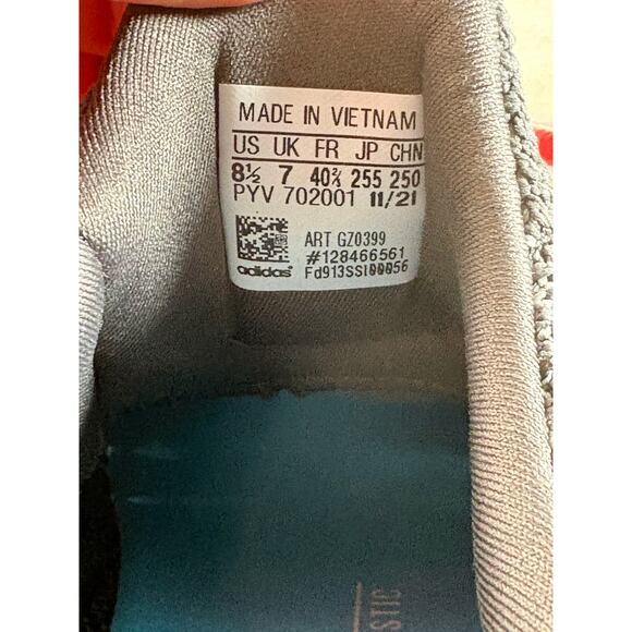 Adidas Ultraboost 5.0 DNA Women's Athletic Shoe Sneaker Size 8.5 EU 40 2/3 NIB - Picture 9 of 10